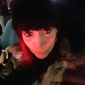 Meet your Posher, Melanie